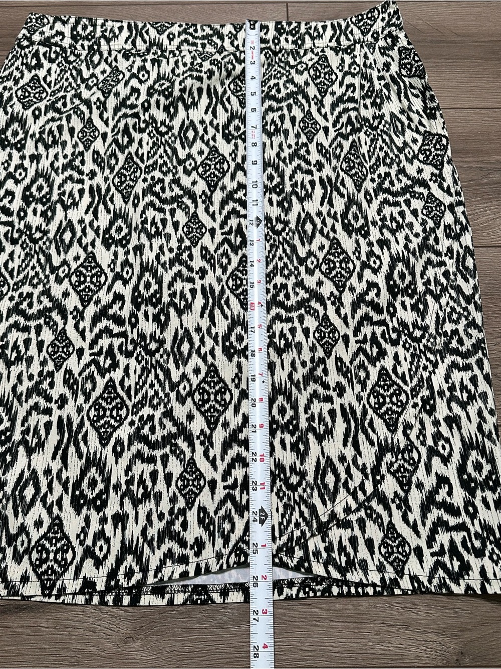 RipSkirt Hawaii Ikat Print Swim Cover Up Wrap Skirt Black Tan Length 3 Size XL - Picture 11 of 12